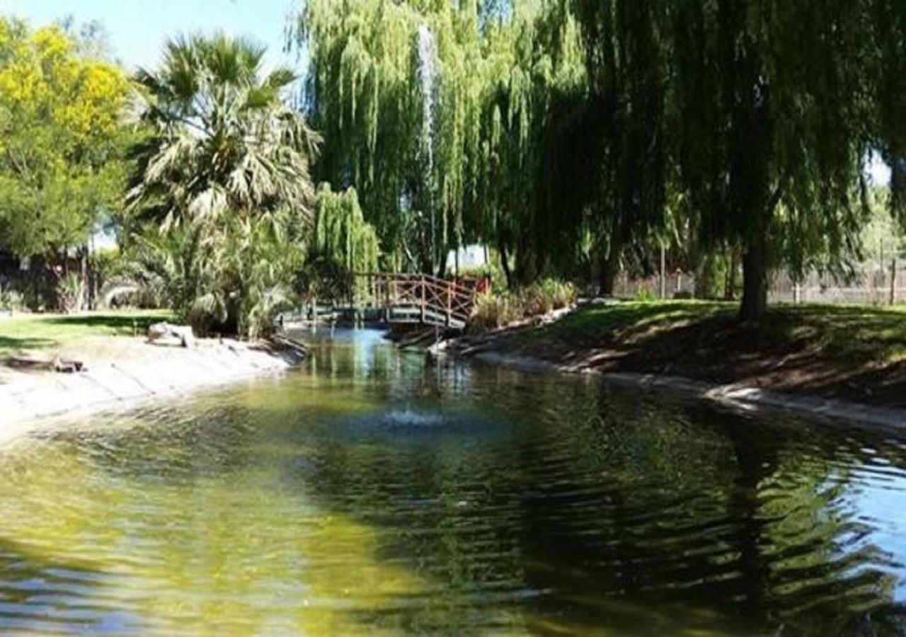 Beaufort Manor Country Lodge Beaufort West Exterior foto